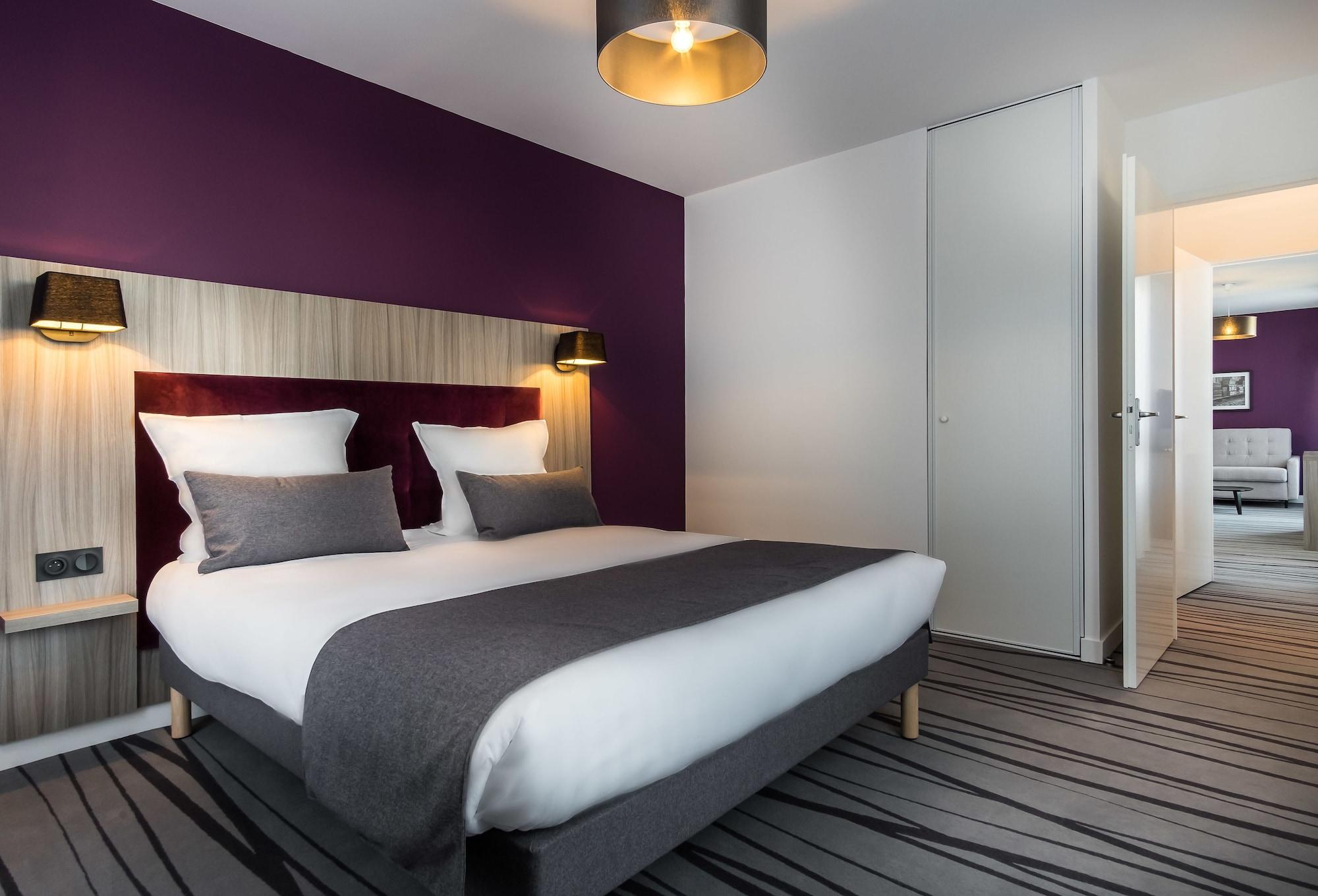 Nemea Appart Hotel Quai Victor Tours Centre Exterior photo