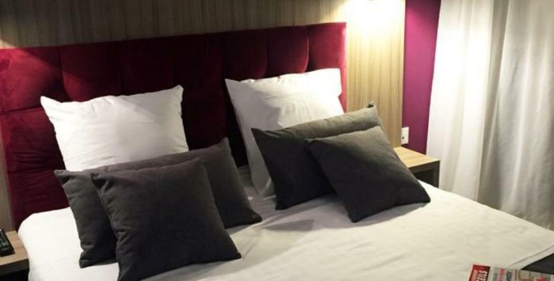 Nemea Appart Hotel Quai Victor Tours Centre Exterior photo